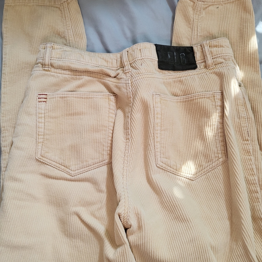 Tan high-rise Urban Outfitter (BDG) corduroy pants - Picture 4 of 4